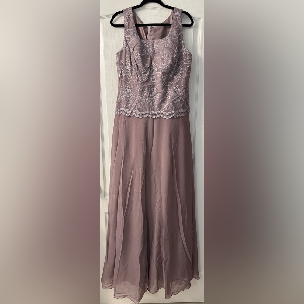 Sleeveless Mauve Lace & Chiffon Maxi Dress